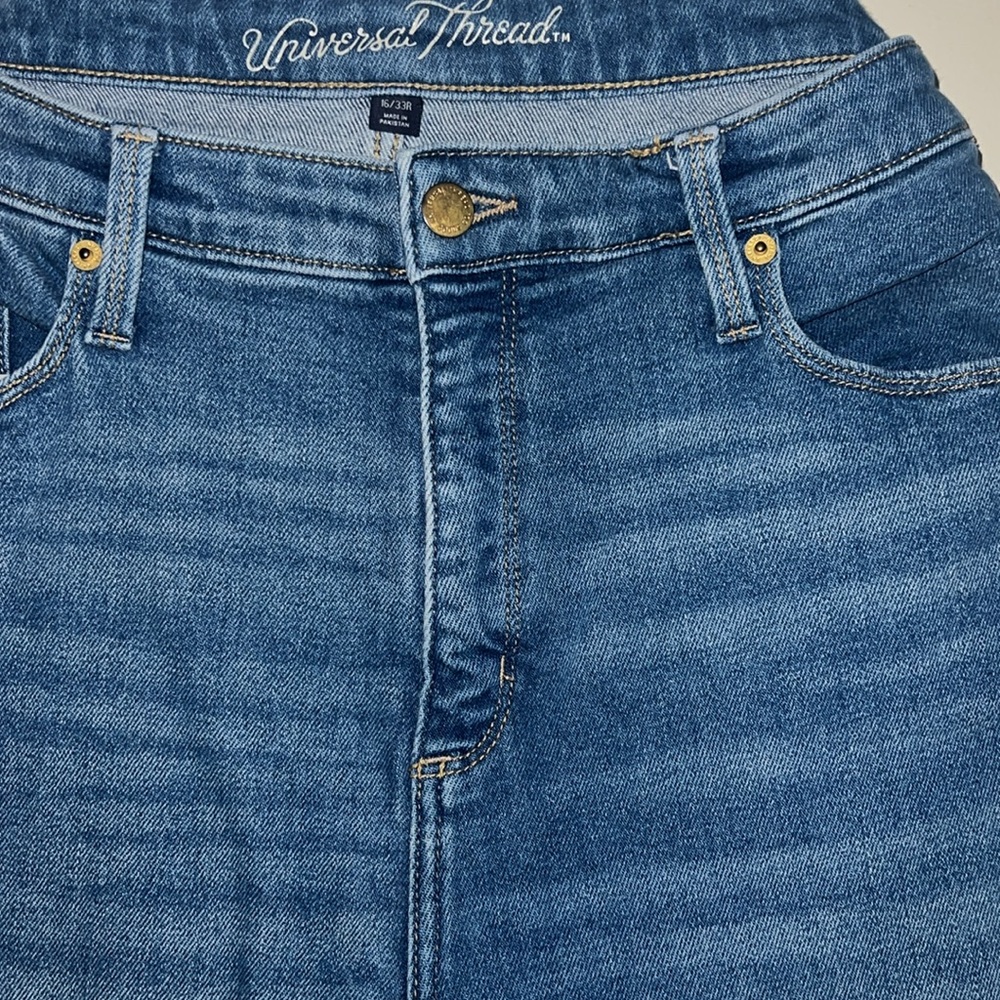 Universal Thread Blue Flare Wide Leg Jeans size 16/33R - Picture 3 of 6